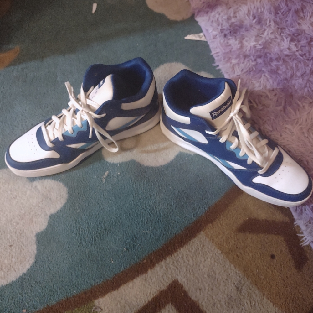 Men's Reebok shoes - Picture 3 of 5